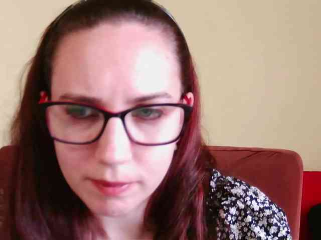 EmilyHot webcam