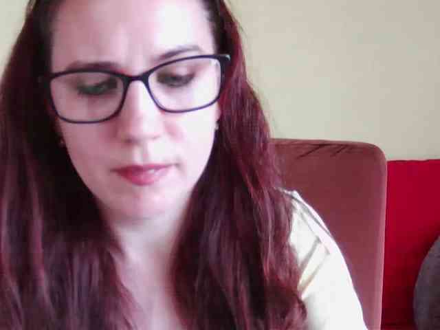 EmilyHot Live Webcam on BongaCams