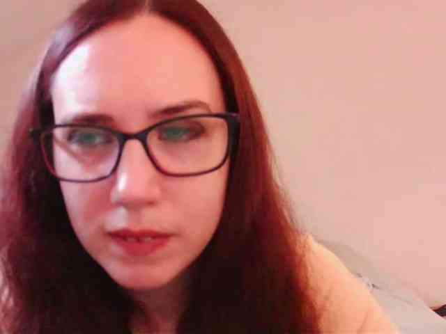 EmilyHot webcam