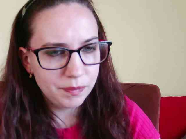 EmilyHot webcam