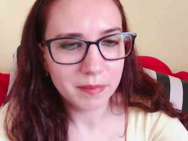 EmilyHot webcam