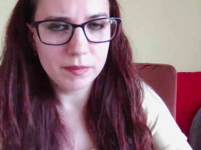 EmilyHot webcam