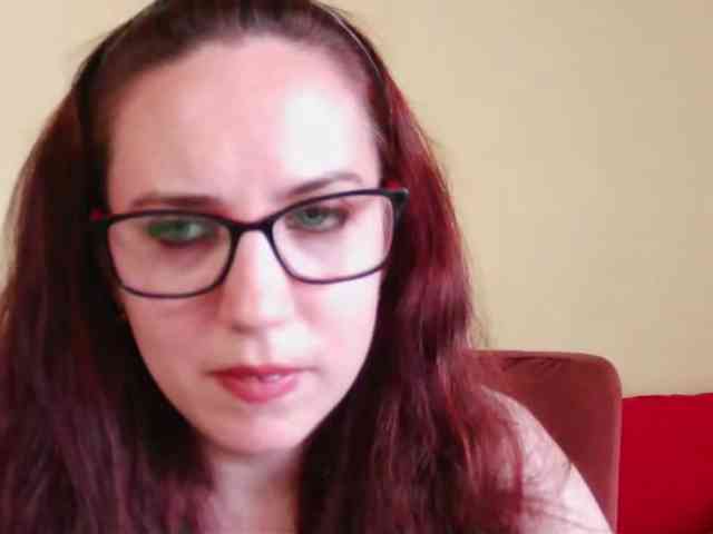 EmilyHot webcam