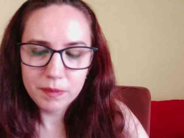 EmilyHot webcam