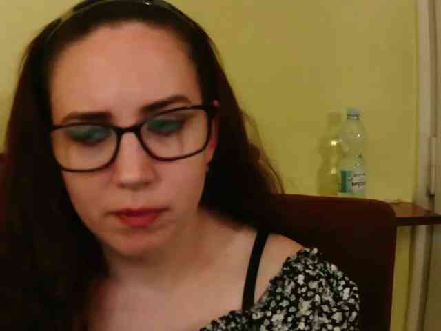 EmilyHot webcam