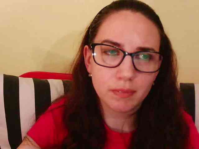 EmilyHot webcam