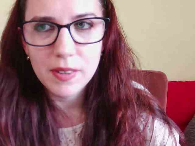 EmilyHot webcam