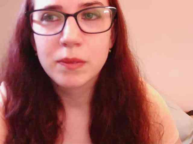 EmilyHot webcam