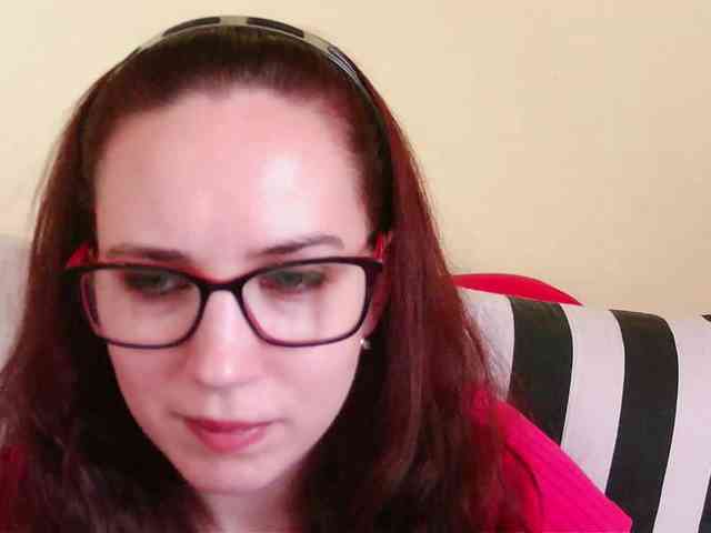 EmilyHot webcam