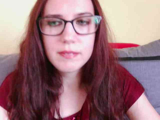 EmilyHot EmilyHot