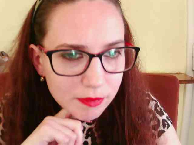 EmilyHot webcam