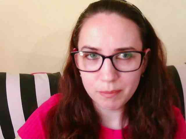 EmilyHot webcam