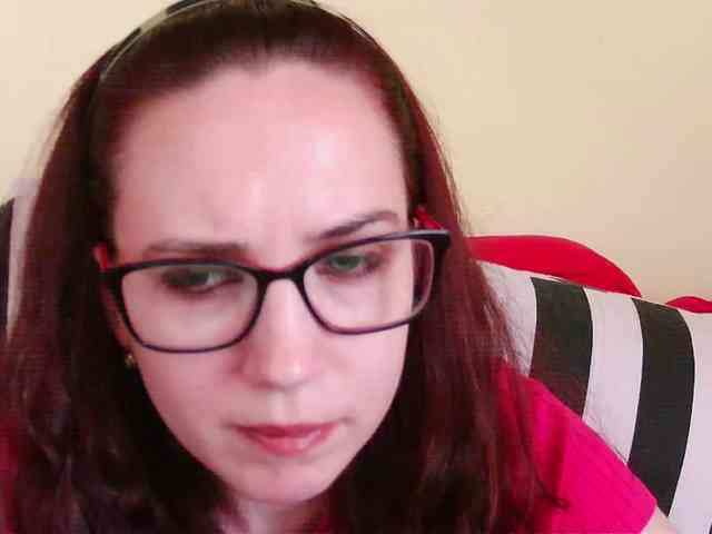 EmilyHot webcam