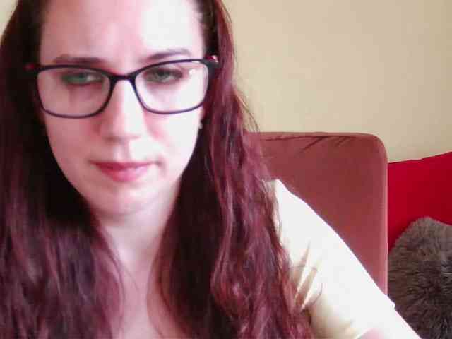 EmilyHot webcam