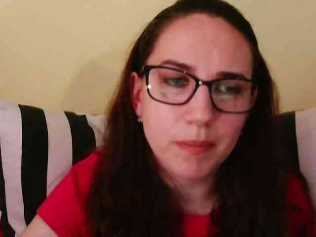 EmilyHot webcam