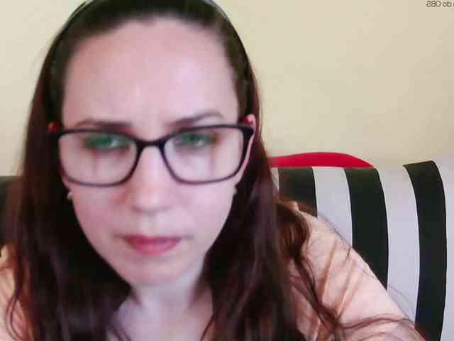 EmilyHot