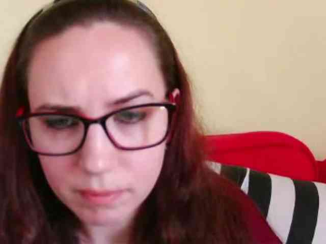 EmilyHot webcam