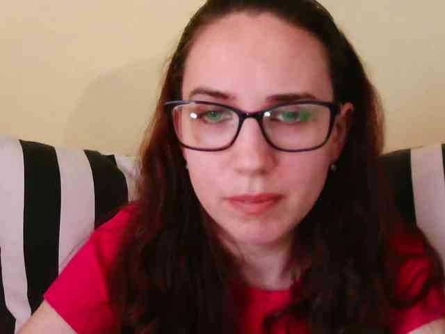 EmilyHot webcam
