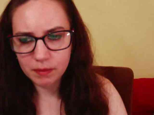 EmilyHot webcam