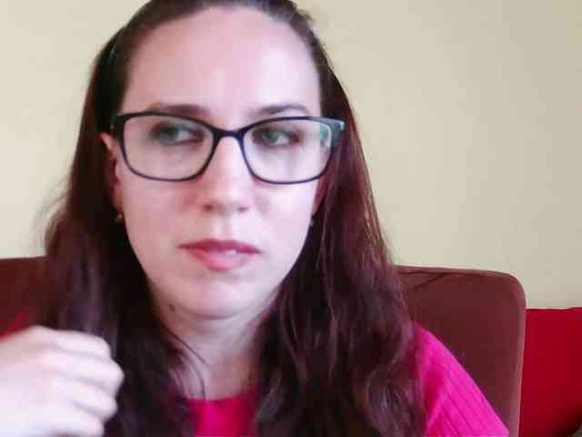 EmilyHot webcam