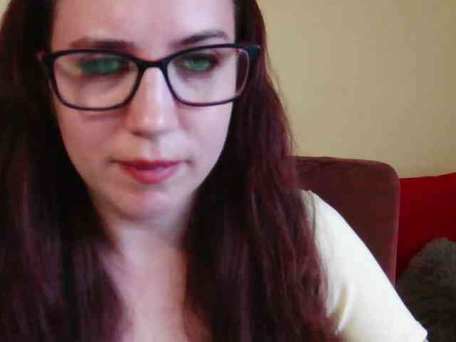 EmilyHot webcam