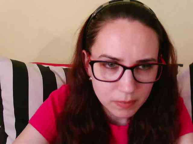EmilyHot webcam