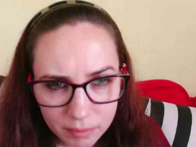 EmilyHot
