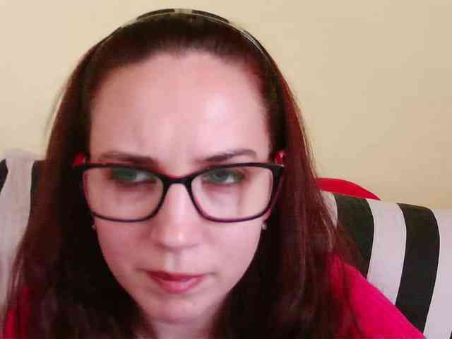 EmilyHot webcam