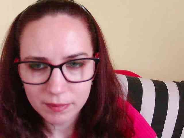 EmilyHot webcam