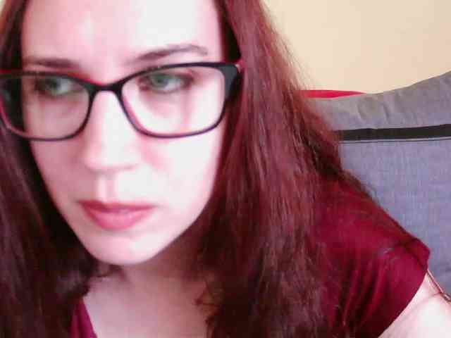 EmilyHot webcam