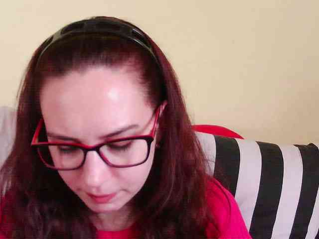 EmilyHot webcam