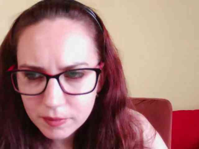 EmilyHot webcam