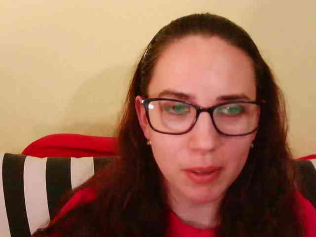 EmilyHot webcam