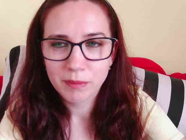 EmilyHot webcam
