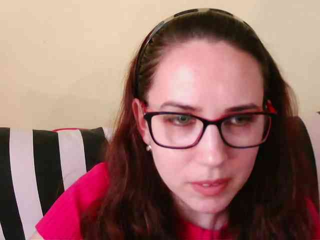 EmilyHot EmilyHot