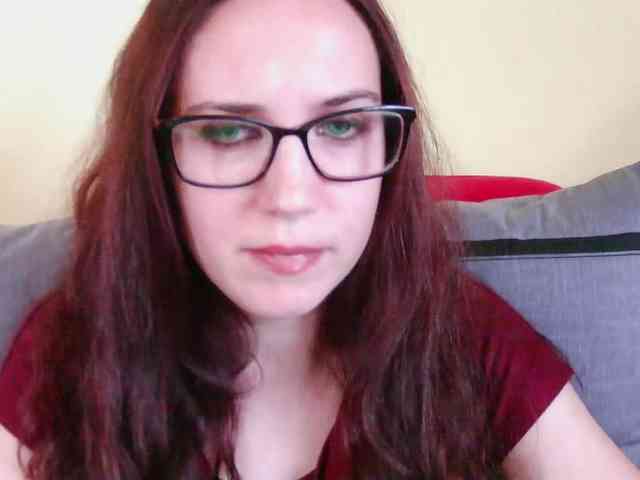 EmilyHot webcam
