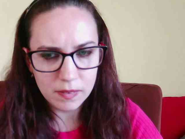EmilyHot webcam