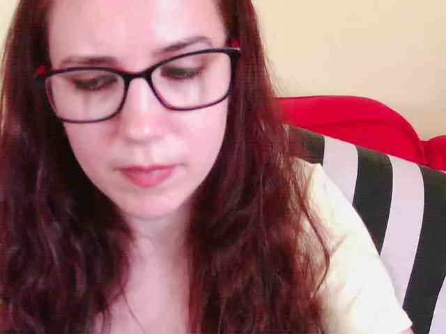 EmilyHot webcam