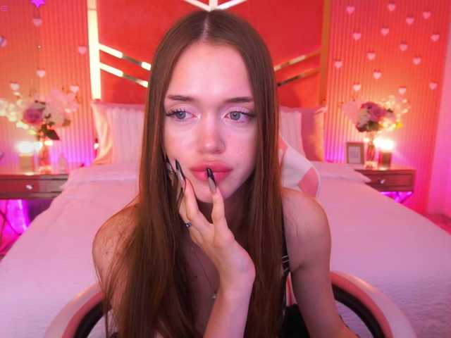 LunarBarbie live cam on BongaCams