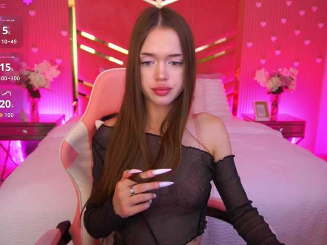 LunarBarbie live webcam show