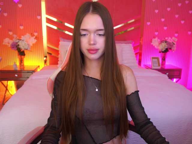 LunarBarbie live webcam show