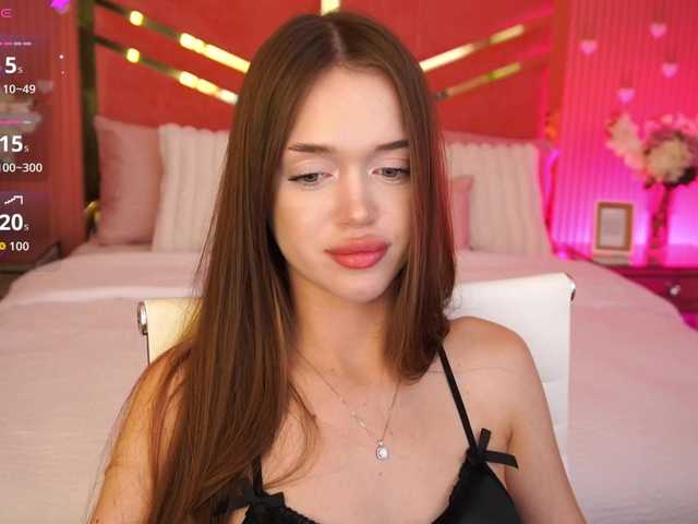LunarBarbie live webcam show