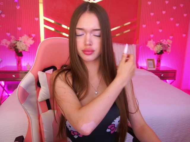 LunarBarbie live cam on BongaCams
