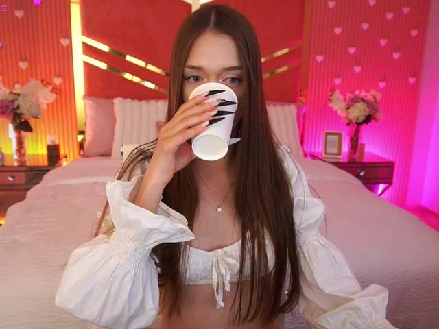 LunarBarbie live cam on BongaCams