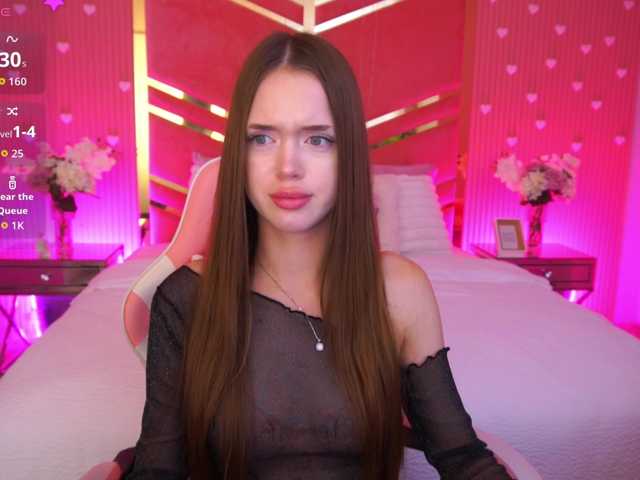 LunarBarbie live webcam show