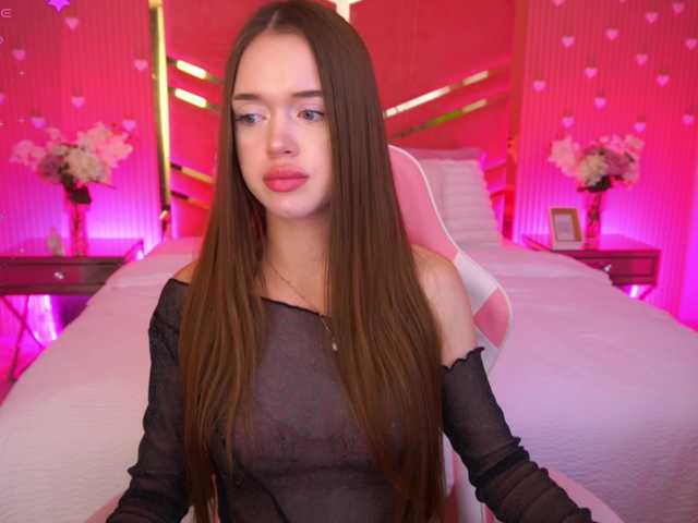 LunarBarbie live webcam show