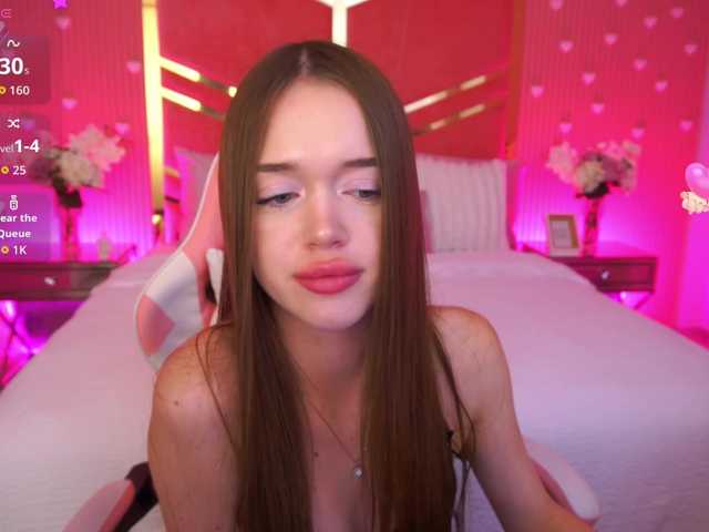 LunarBarbie live webcam show