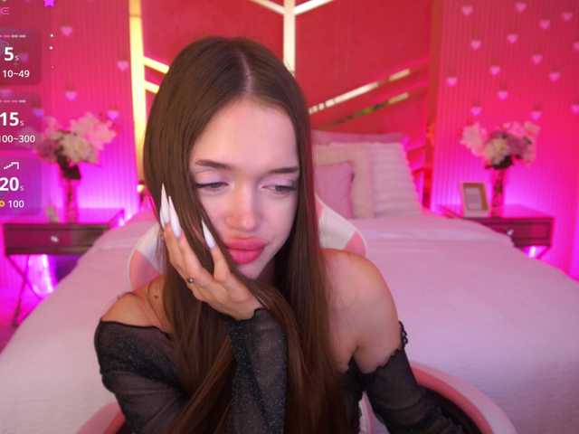 LunarBarbie live webcam show