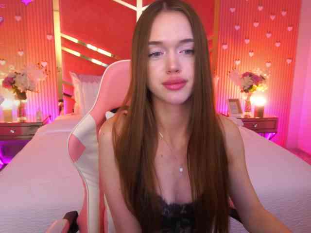 LunarBarbie webcam