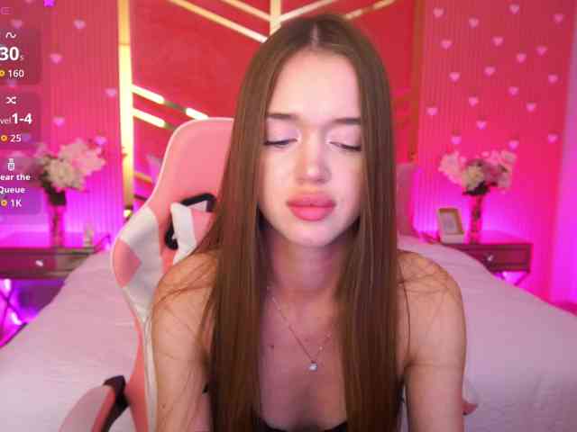 LunarBarbie webcam